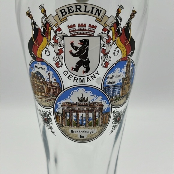 BERLIN GERMANY 9” tall BEER GLASS COLLECTIBLE - Picture 5 of 8
